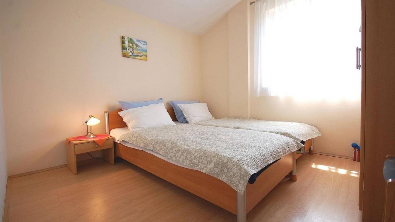 Apartments With A Parking Space Kremenici, Krk - 21724 Sveti Vid-Miholjice المظهر الخارجي الصورة